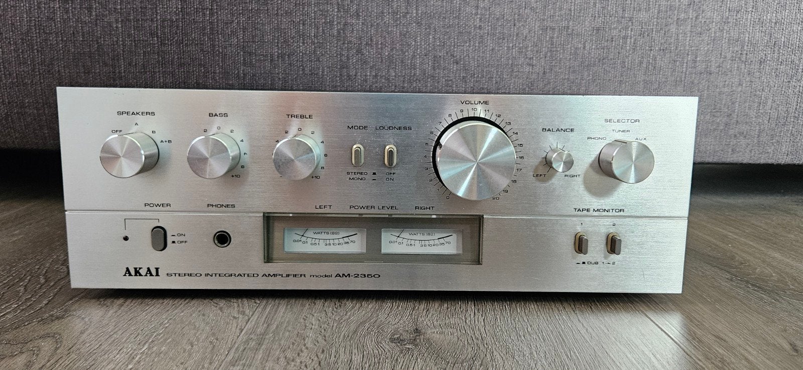 Akai AM-2350 Stereo Geïntegreerde Versterker, Overige merken, Gebruikt, Ophalen of Verzenden, Minder dan 60 watt