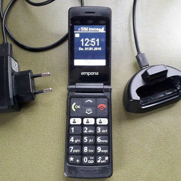 Emporia FLIPbasic F220i Klaptelefoon - Gebruiksvriendelijk, Ophalen, Gebruikt, Inklapmodel, Minder dan 3 megapixel