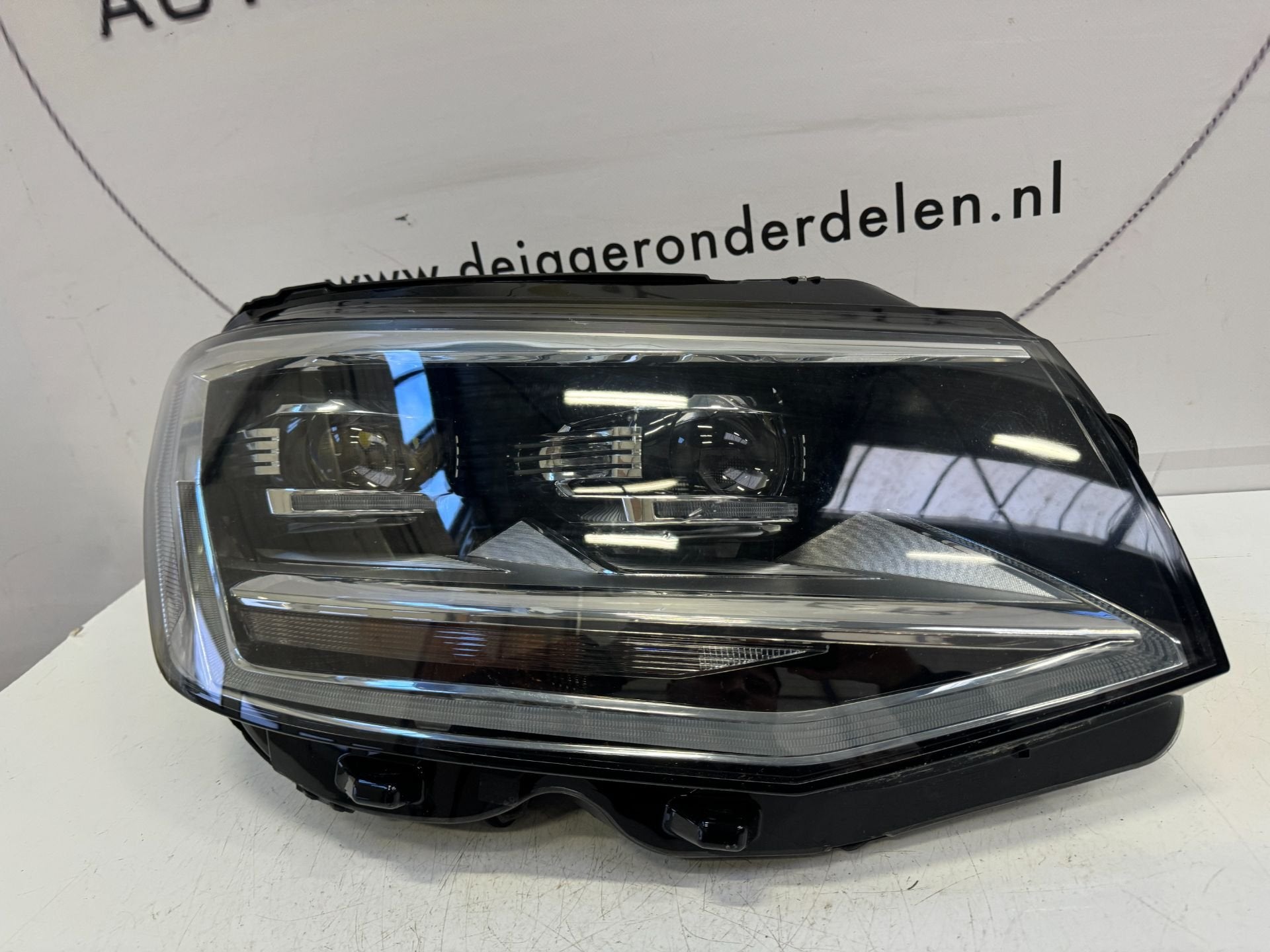 VW TRANSPORTER T6 VOL LED KOPLAMP RECHTS 7E1941036, Gebruikt, Volkswagen, Volkswagen AG, Berliner Ring 2
38440  Wolfsburg, DE