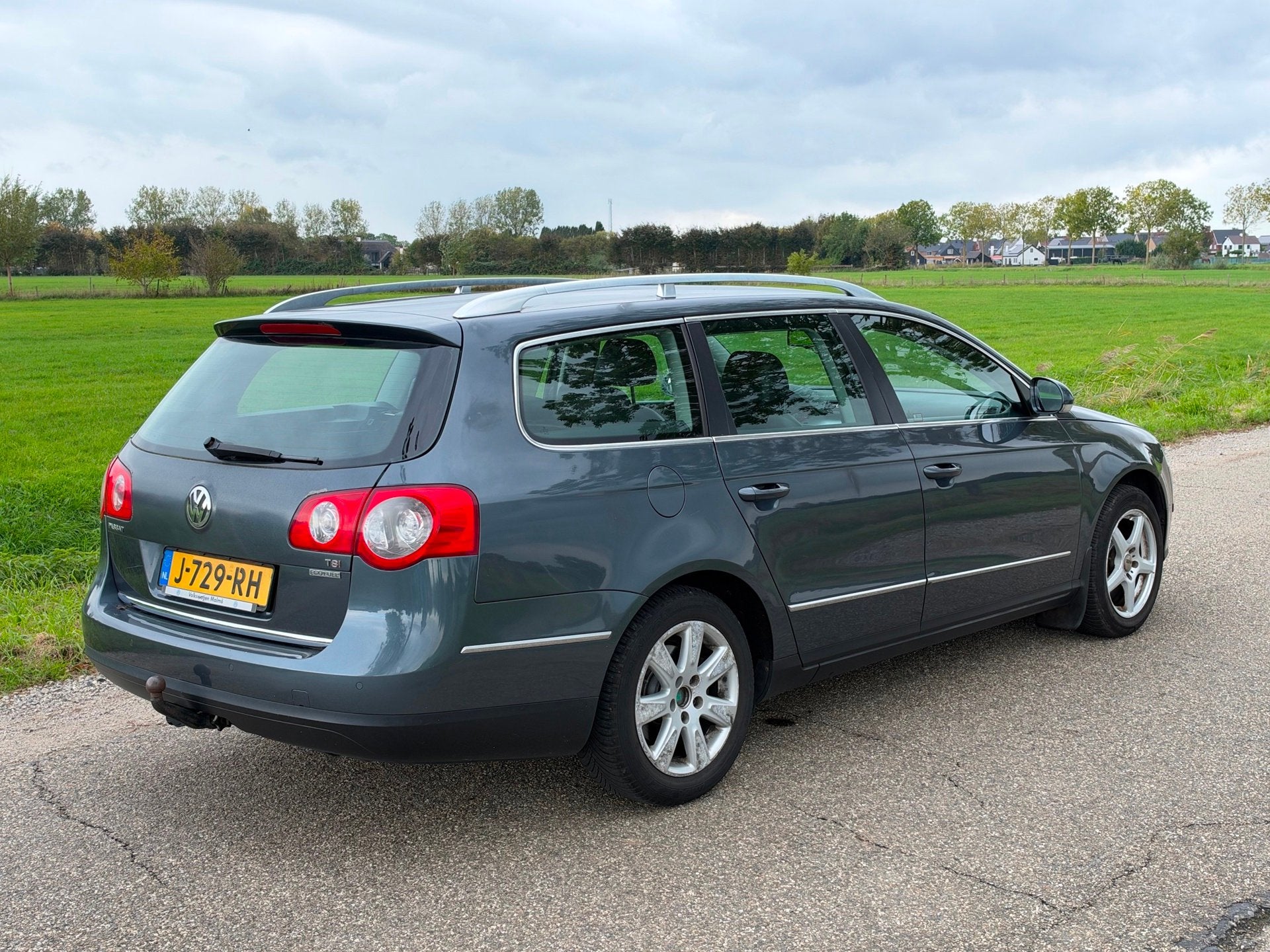 Volkswagen Passat Variant 1.4 TSI Trendline EcoFuel CNG AUT, Auto's, Euro 5, 15 km/l, Gebruikt, Zwart