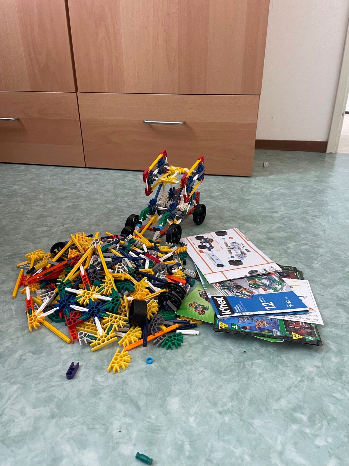 K’nex met intstructieboekjes, Kinderen en Baby's, Ophalen, Gebruikt, K'nex