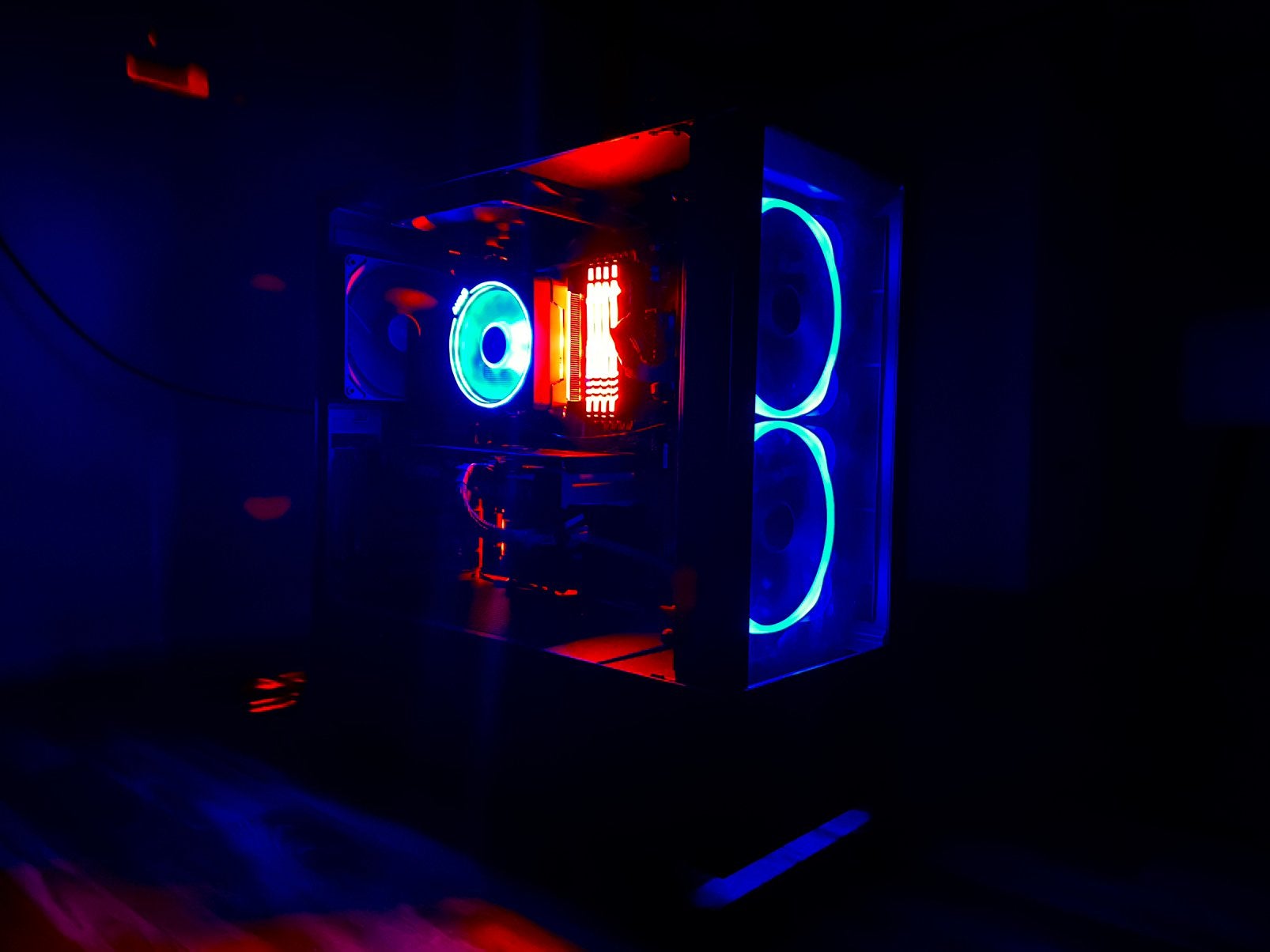 Gaming PC/RTX 3060 12GB/32GB RGB RAM/2.5 TB/AMD 3700X 8 Core, Computers en Software, Desktop Pc's, Ophalen, Zo goed als nieuw