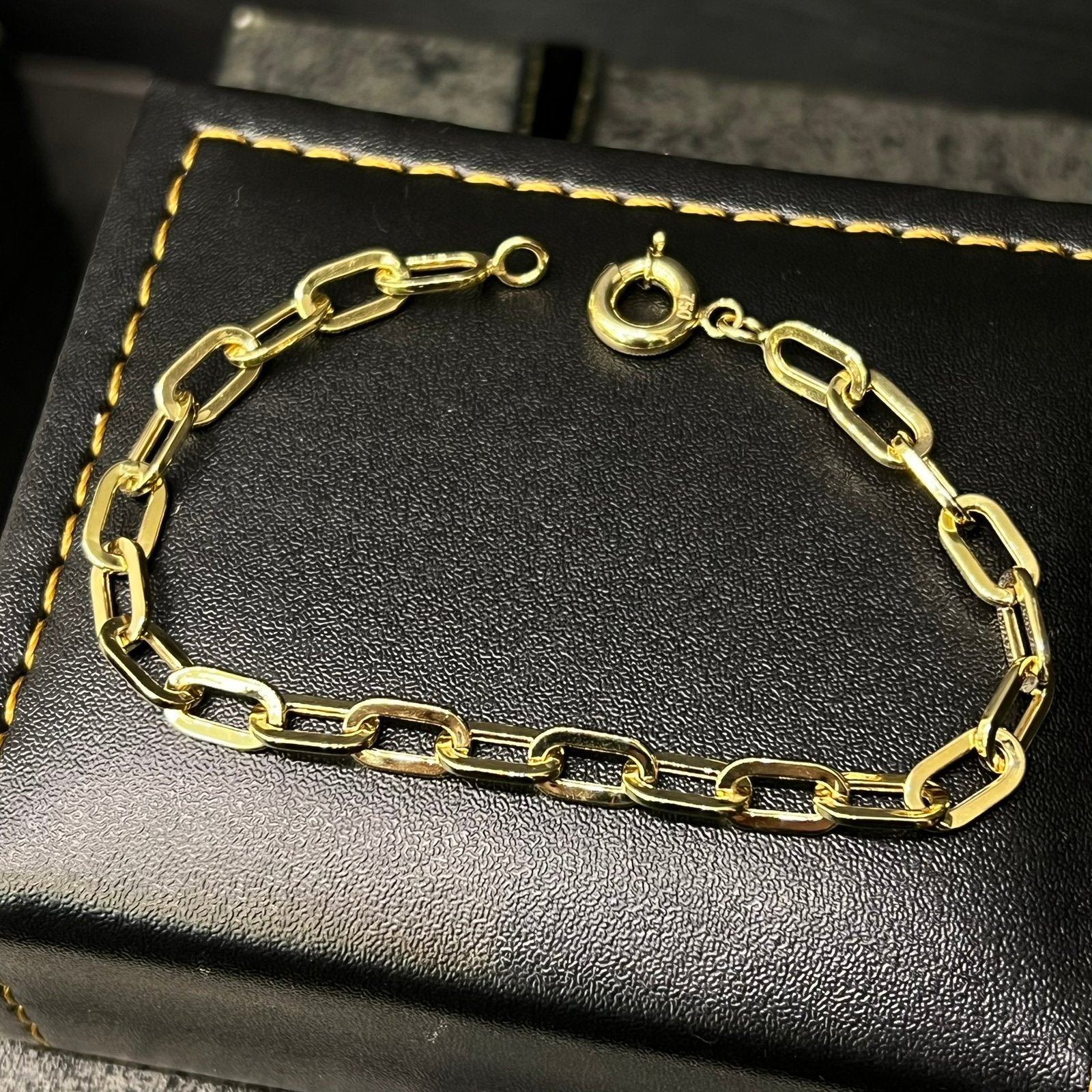 18 karaat gouden armband prachtig model, Sieraden, Tassen en Uiterlijk, Ophalen of Verzenden, Nieuw, Goud