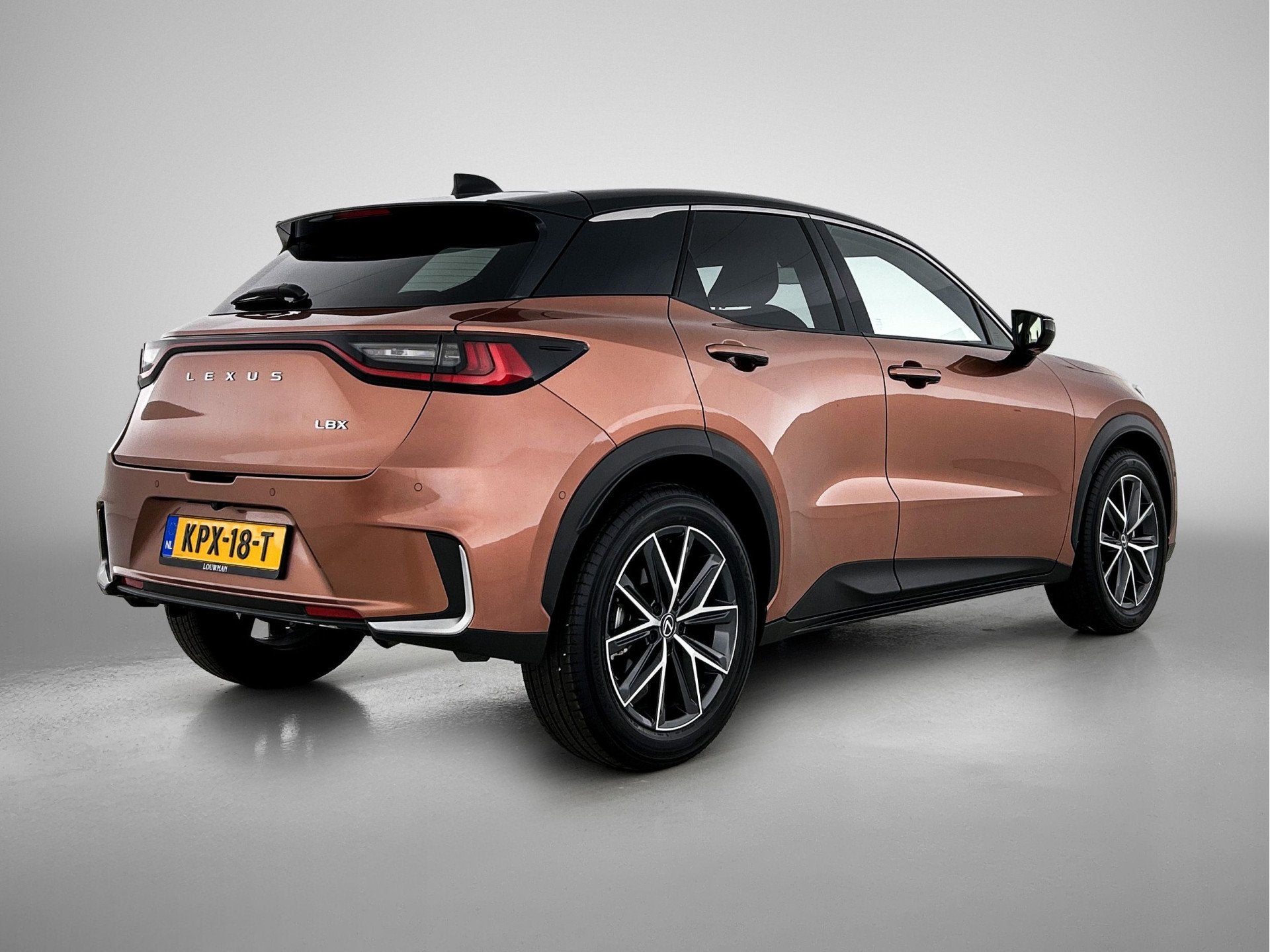 Lexus LBX Cool AWD | Advanced Pack | (bj 2024, automaat), Auto's, 12 maanden, 136 pk, Gebruikt, 1490 cc