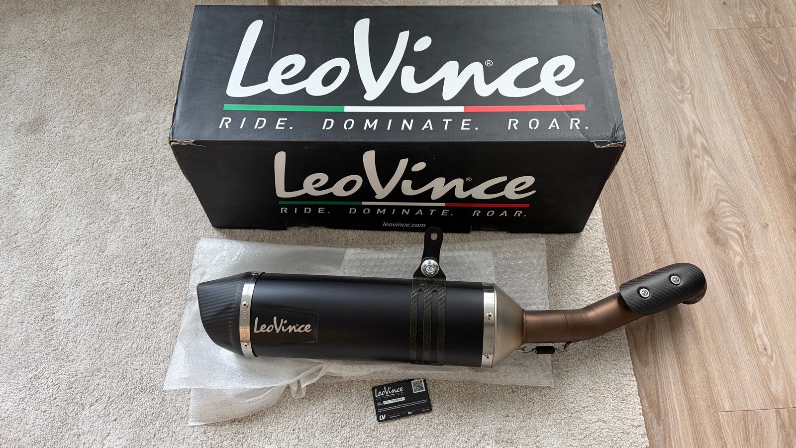 LeoVince LV One EVO Black Carbon Edition 14414EB, Ophalen, Gebruikt