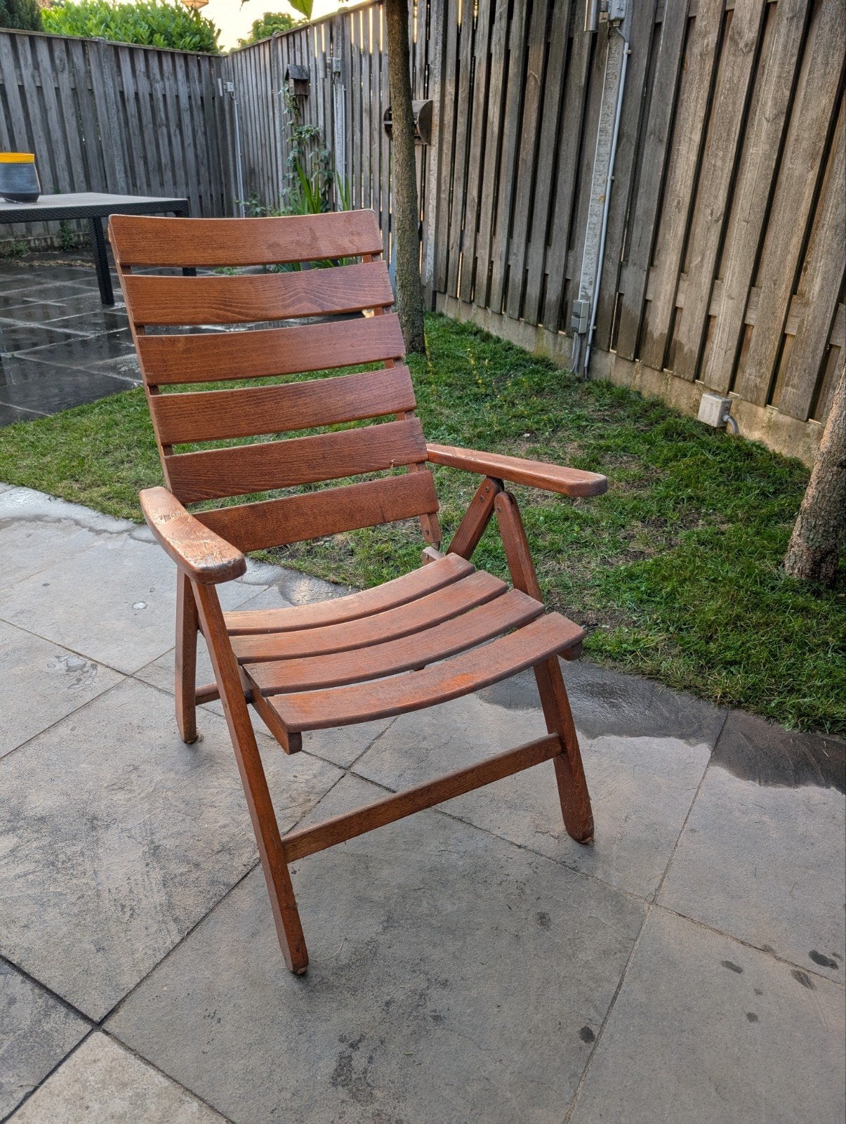 Twee houten tuinstoelen, Tuin en Terras, Tuinstoelen, Ophalen, Gebruikt, Hout, Verstelbaar