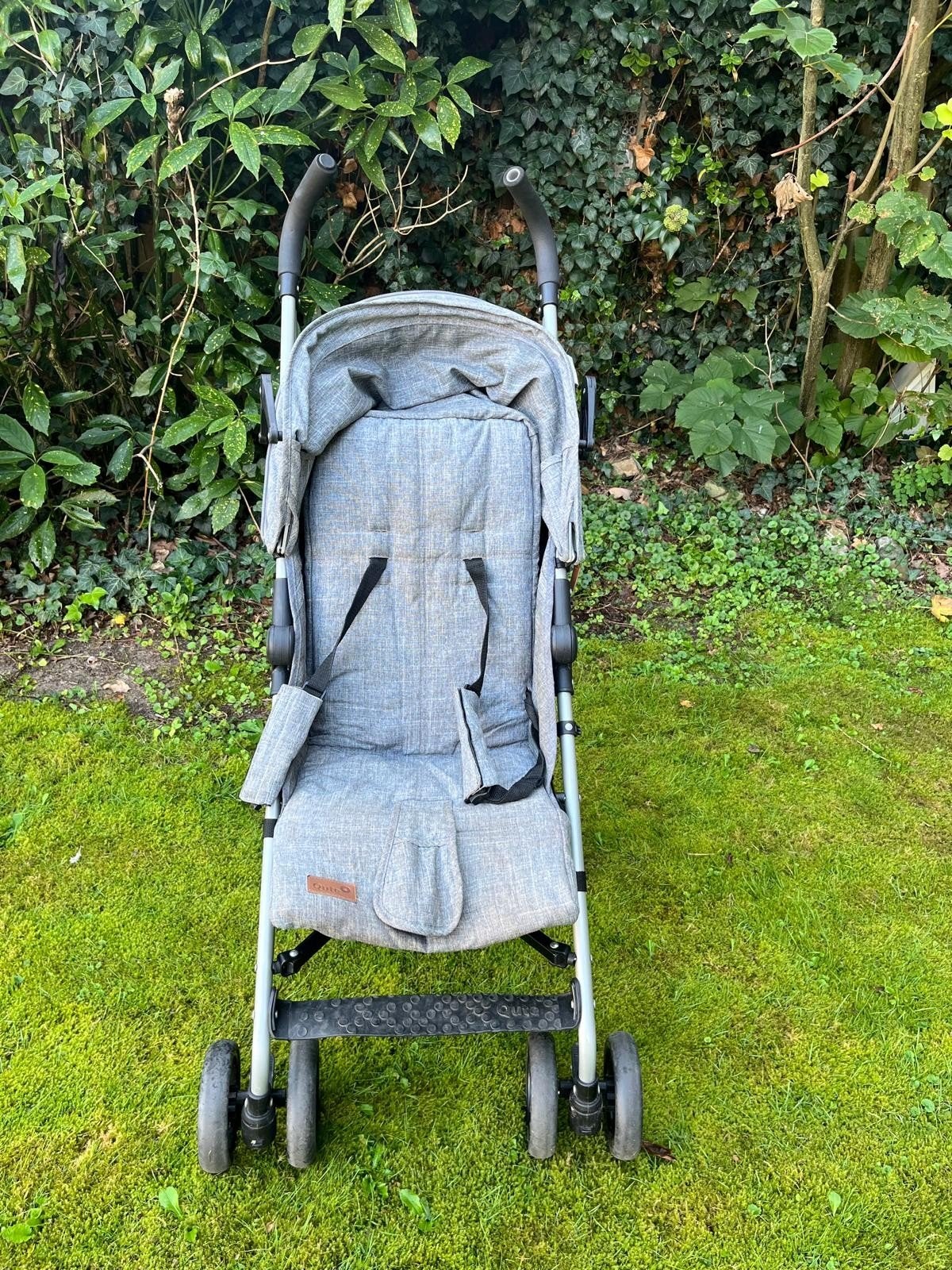 Handige en compacte buggy van merk Qute, Ophalen of Verzenden, Gebruikt, Overige merken, Verstelbare rugleuning