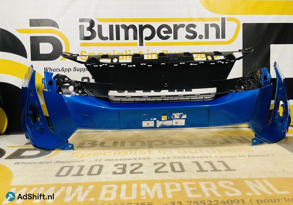 BUMPER Peugeot 3008 5008 2021-2023 VOORBUMPER 2-J10-9064z, Bumper