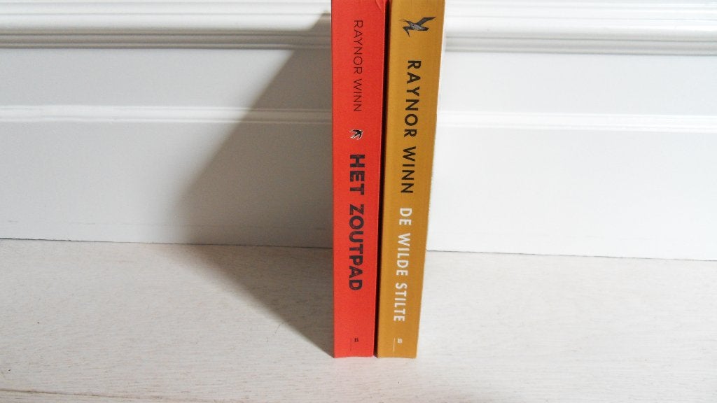 2x Raynor Winn : Het zoutpad + De wilde stilte, Ophalen of Verzenden, Gelezen, Raynor Winn