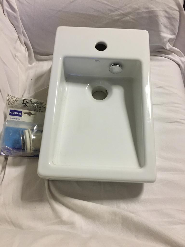 Toilet  fonteintje  cm 40 x 25  nieuw, Ophalen of Verzenden, Zo goed als nieuw