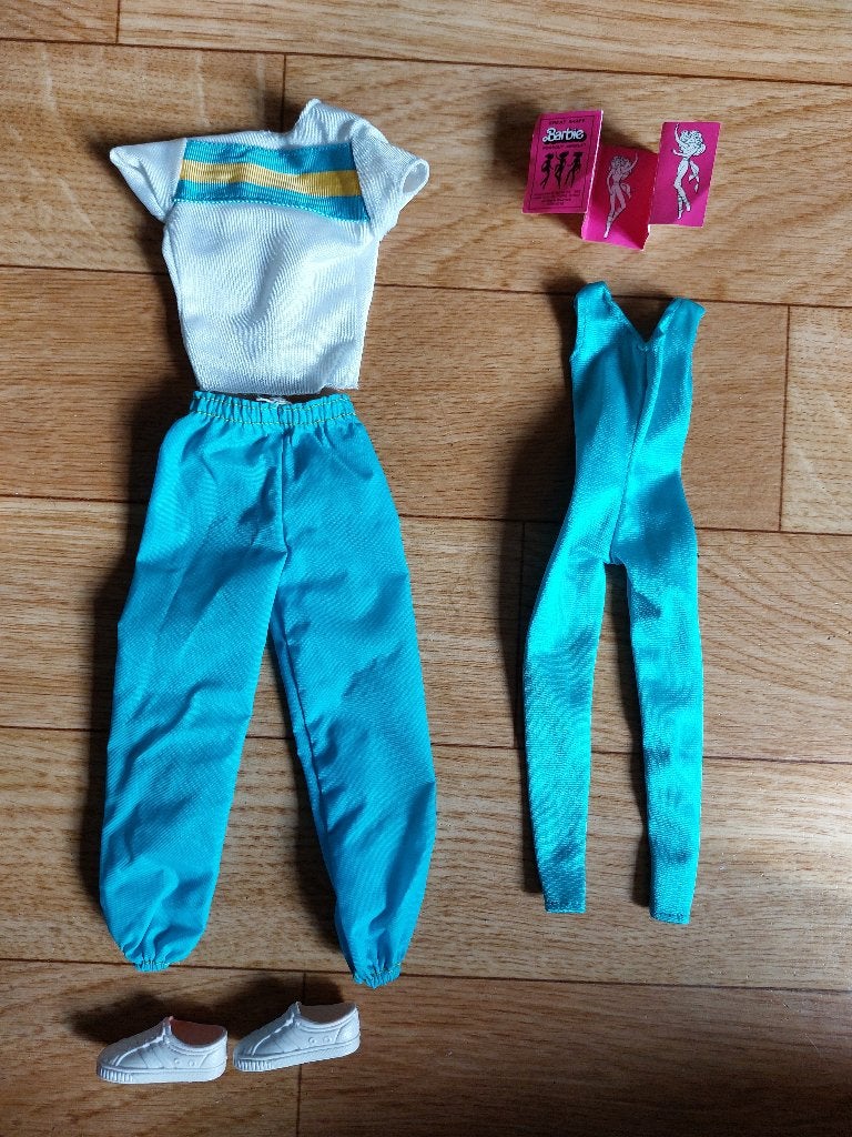 Vintage kleding Great Shape voor Ken en Barbie 1983, Ophalen of Verzenden, Zo goed als nieuw, Kleertjes