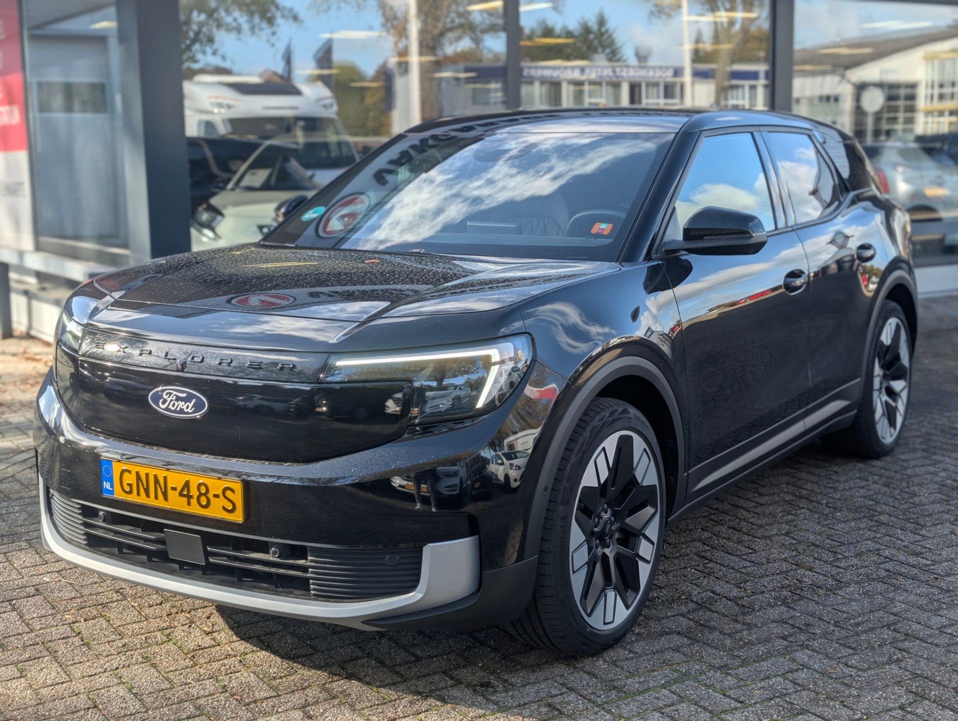 Ford EXPLORER Premium Extended Range RWD 77 kWh RIJklaarprij, Gebruikt, Zwart, Explorer, Zwart