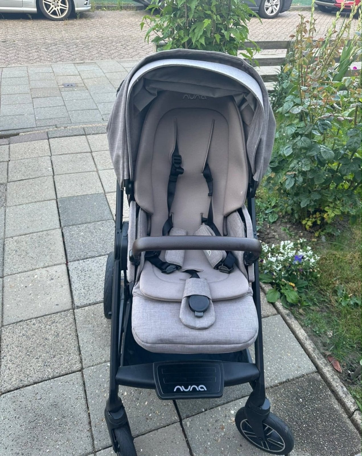 Nuna Mixx Next Kinderwagen Compleet - Cedar, Zo goed als nieuw, Combiwagen, Met autostoeltje, Ophalen