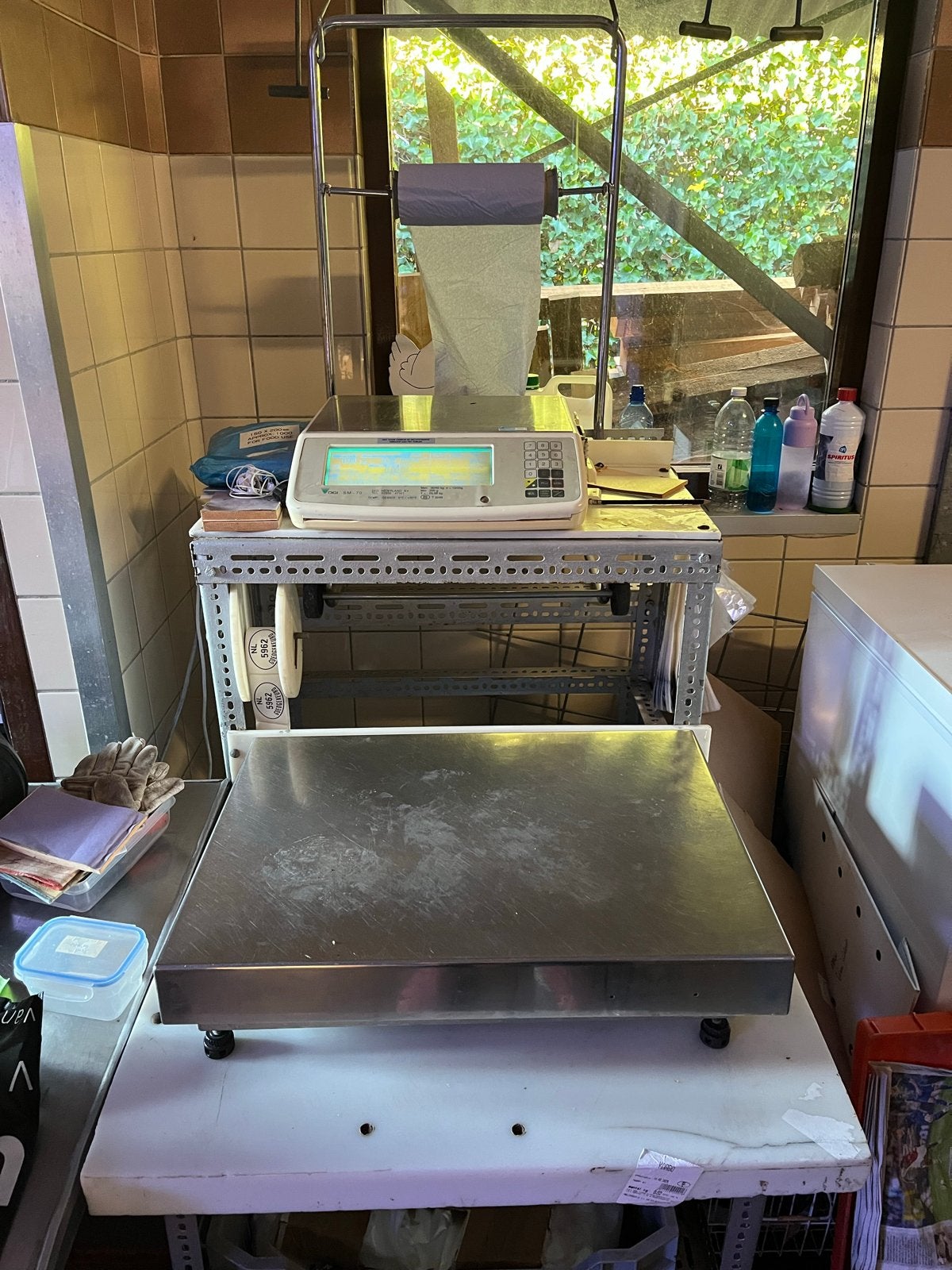 Weegschaal Digi SM70 touchscreen met RVS plateau 60 kg, Witgoed en Apparatuur, Weegschalen, Gebruikt, Digitaal, Winkelweegschaal