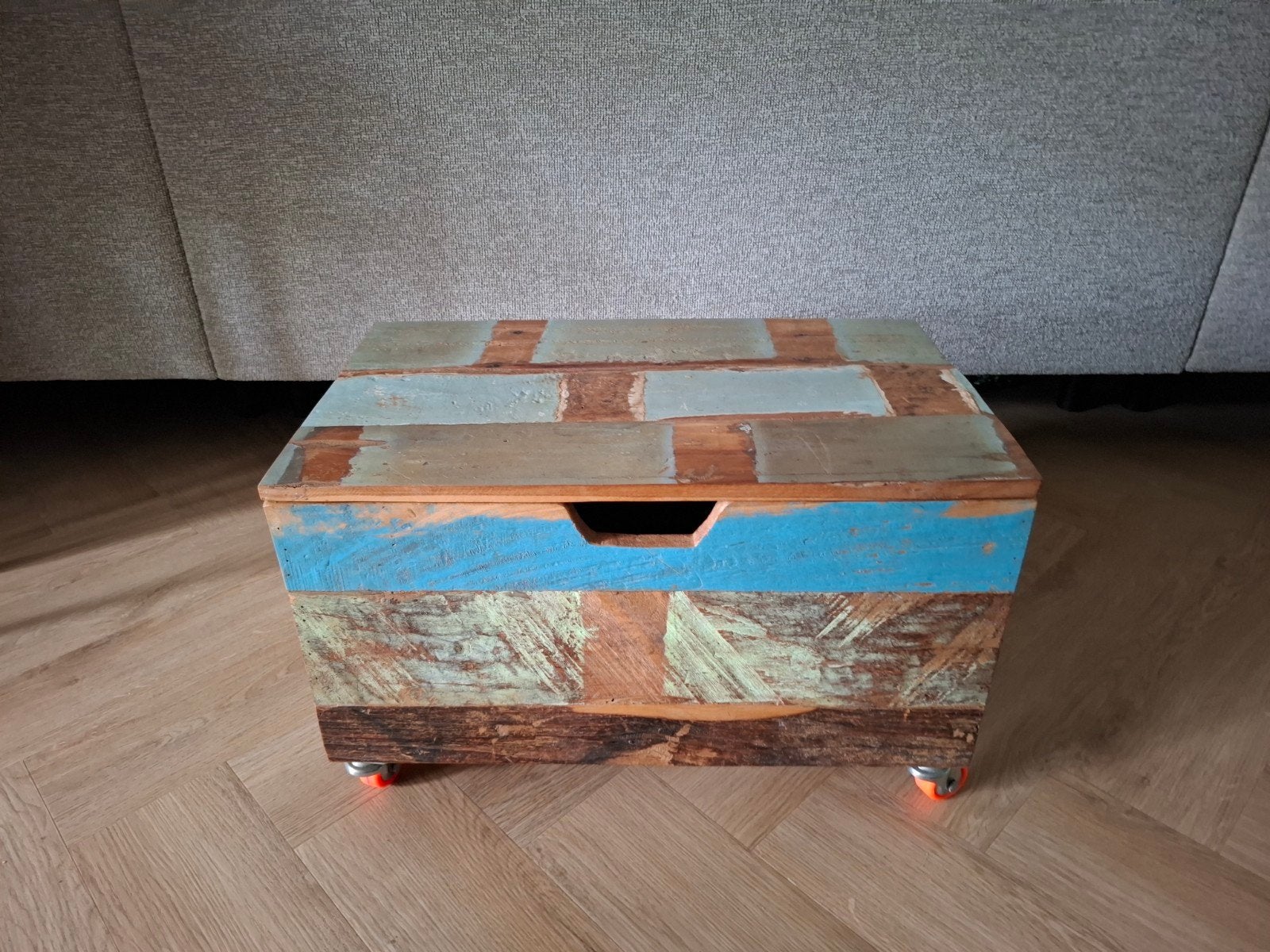 Houten speelgoedkist op wielen, Ophalen, Minder dan 50 cm, 50 tot 100 cm, Zo goed als nieuw