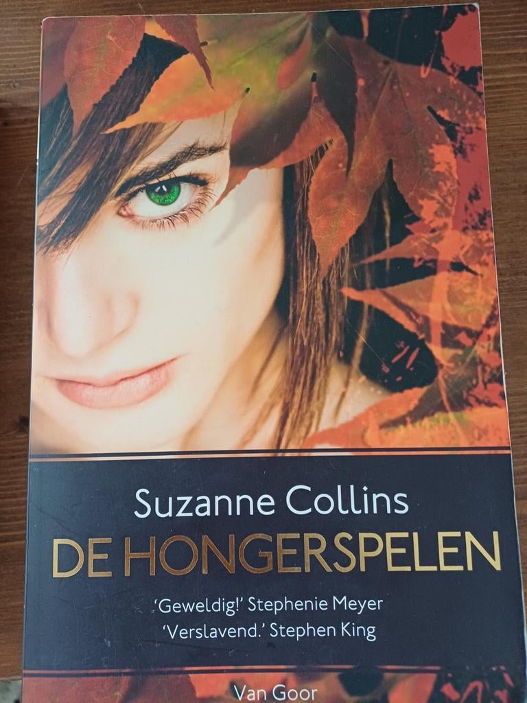 Hongerspelen van Suzanne Collins, Boeken, Ophalen