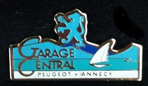 Peugeot- Garage Central Annecy pin, Ophalen of Verzenden, Nieuw, Transport, Speldje of Pin