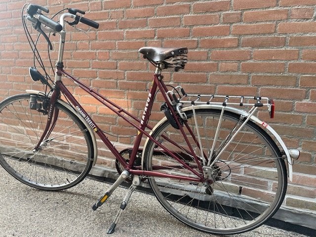 damesfiets, Ophalen, Gebruikt, Velgrem, Batavus