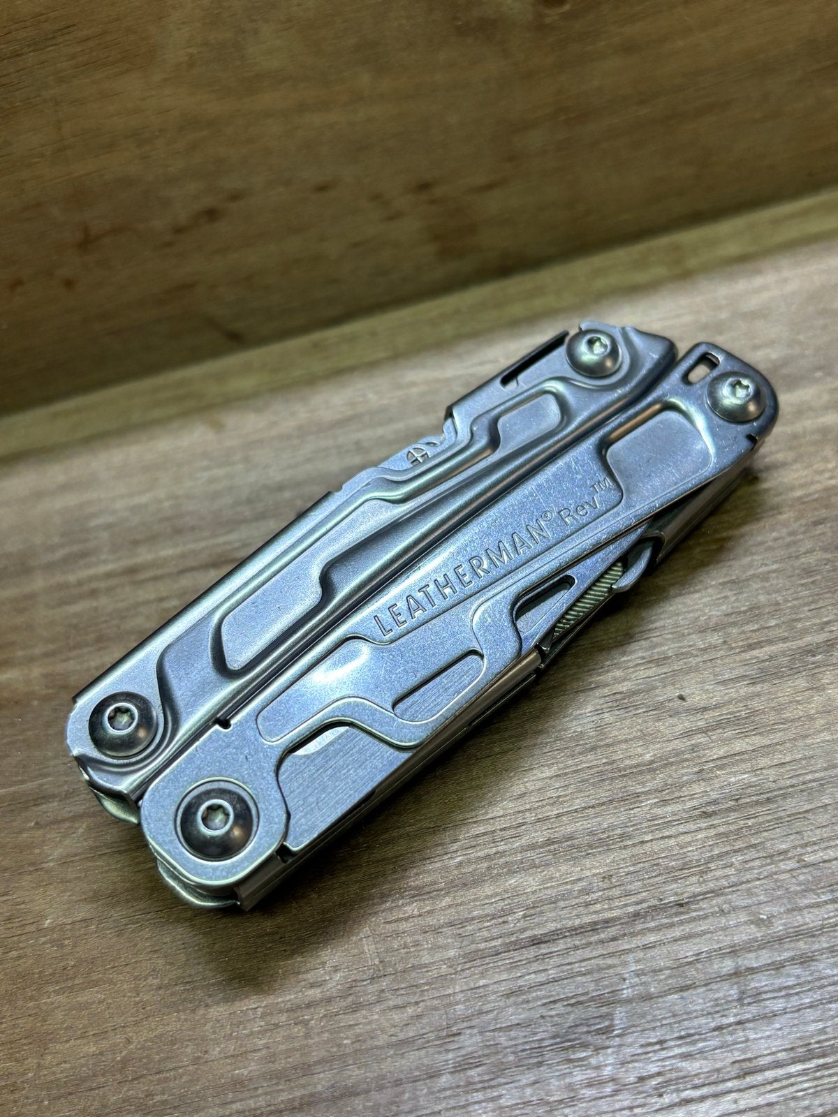 Leatherman Rev Multitool - Compact en Veelzijdig, Caravans en Kamperen, Kampeergereedschap, Zo goed als nieuw, Ophalen of Verzenden