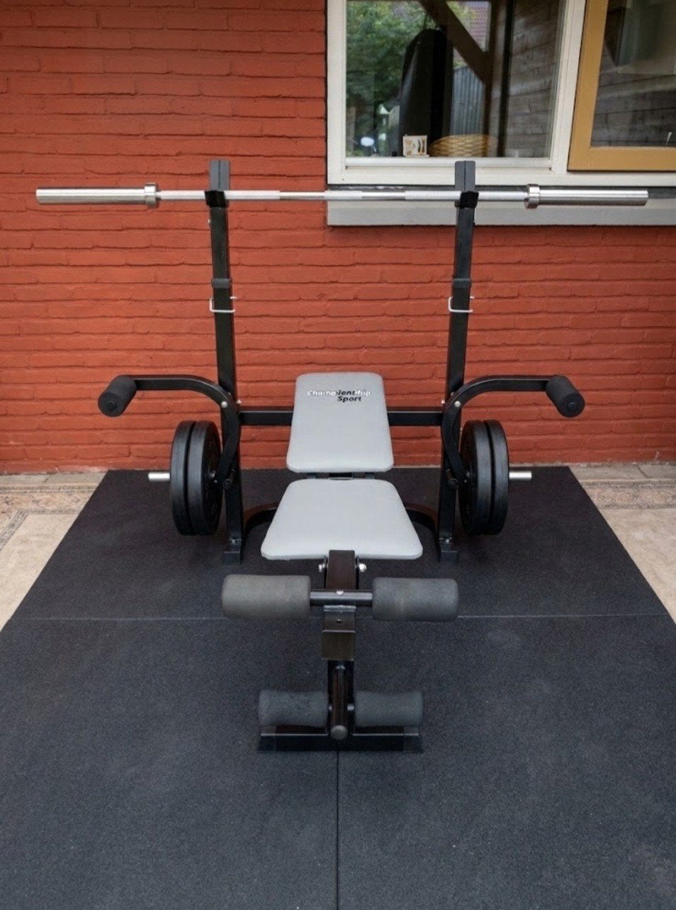 Compleet Fitness Station / Drukbank met 56 kg Gewichten & Ha, Sport en Fitness, Ophalen