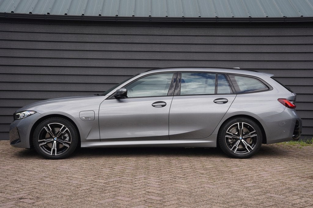 BMW 3 Serie Touring 330e - M SPORT - CAMERA - CARPLAY - SHAD, Auto's, BMW, Automaat, 1998 cc, Gebruikt, 4 cilinders