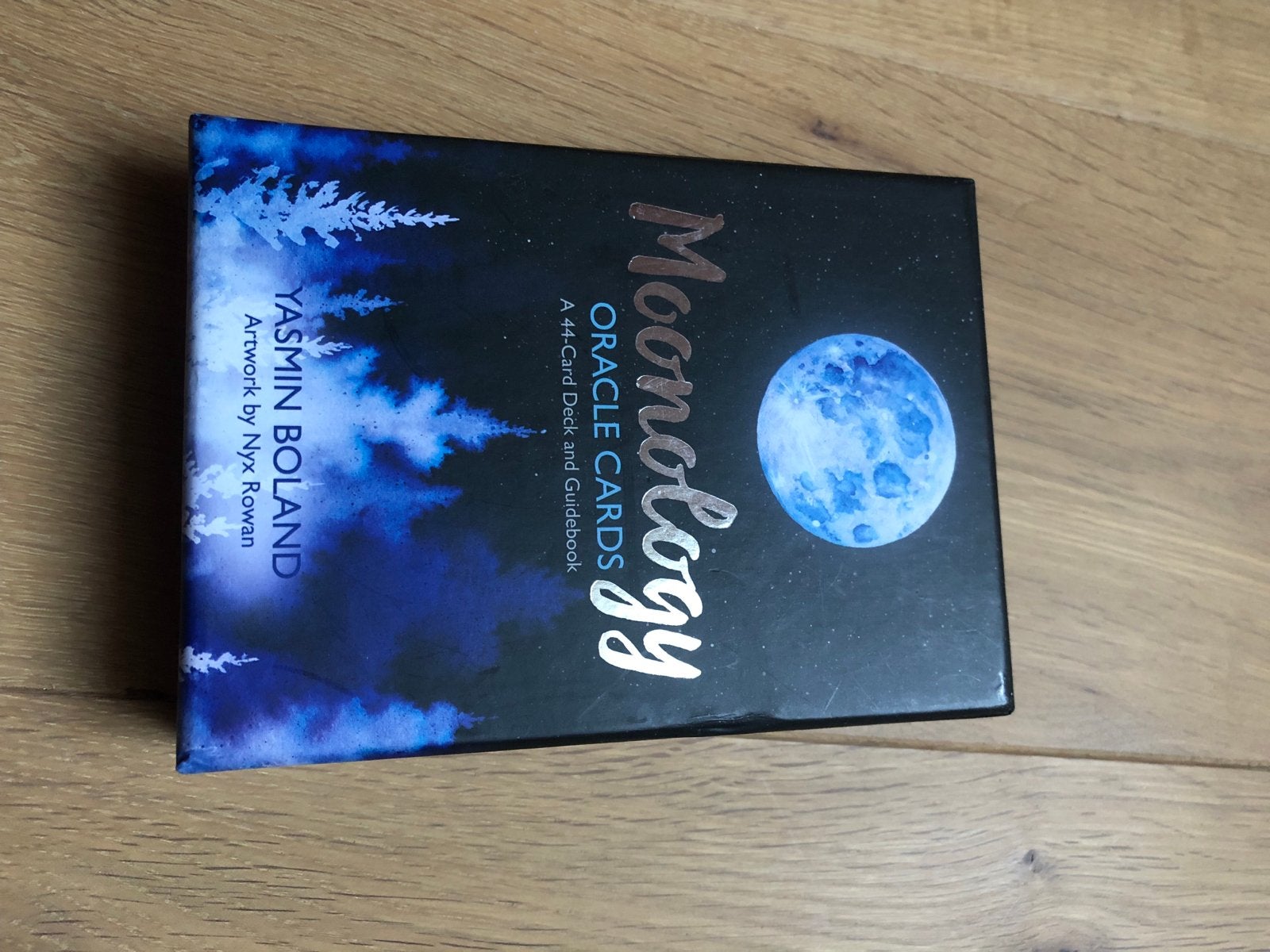 Moonology Oracle Cards - Yasmin Boland, Boeken, Ophalen of Verzenden, Zo goed als nieuw, Astrologie, Overige typen