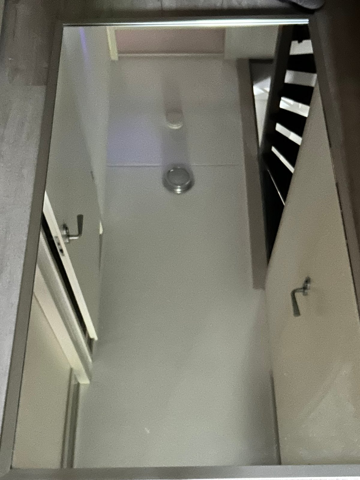 Spiegel met rvs geborstelde lijst afmeting 123 x 73,5cm, Huis en Inrichting, Ophalen, Gebruikt, Rechthoekig