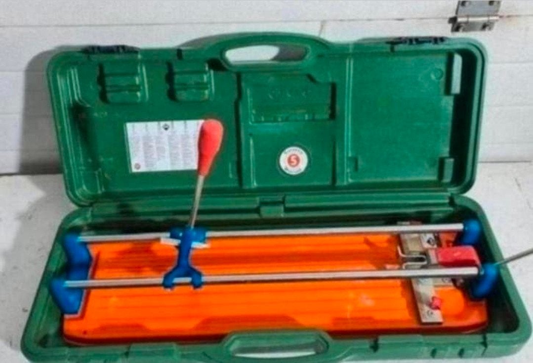RUBI tegelsnijder TS-50
Nieuw staat Paar keer gebruikt, Ophalen of Verzenden, Rubi, N.v.t, N.v.t