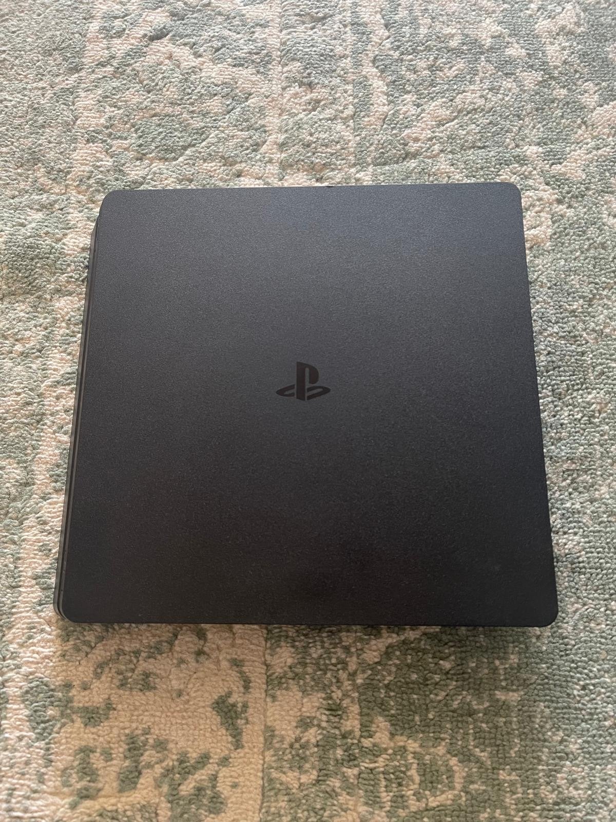PS4 Slim met controller en 16 games, Ophalen, Gebruikt, Eén computer, 3 spelers of meer