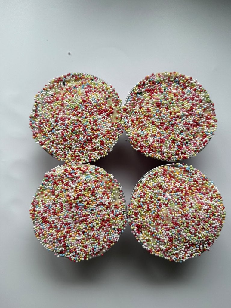 Viral Dot Cake, Diversen, Ophalen