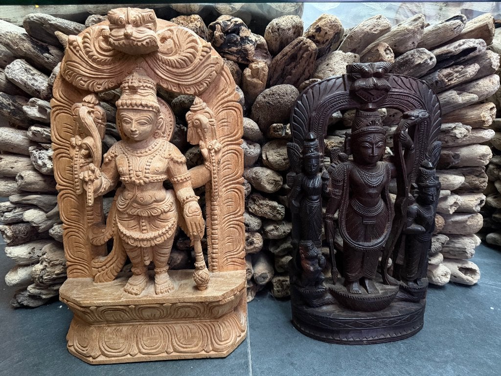 Lakshmi houtsnijwerk god beeld massief & Rama zevende avatar, Ophalen of Verzenden, 20 - 50 cm, Beeld, Hout