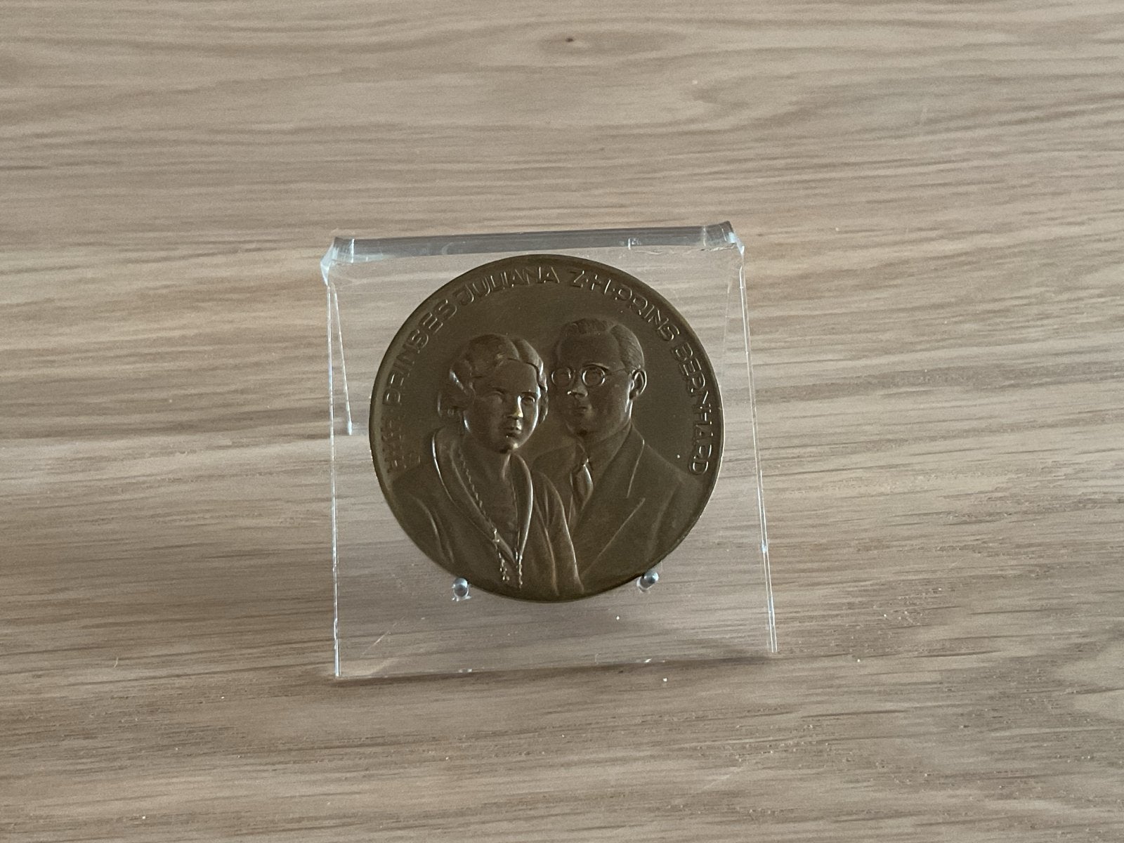 Bronzen Medaille Prinses Juliana & Prins Bernhard Verloving, Ophalen of Verzenden, Brons, Nederland