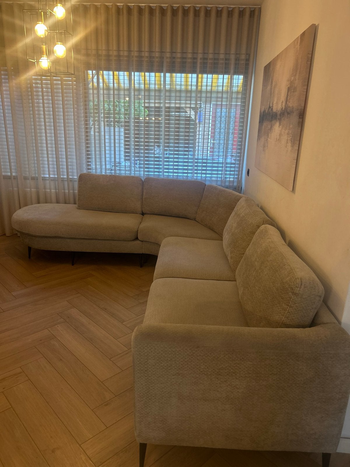 Moderne Beige Hoekbank van Pronto Wonen - Vlek Vrij, Huis en Inrichting, Banken | Bankstellen, Ophalen, 250 tot 300 cm, Gebruikt