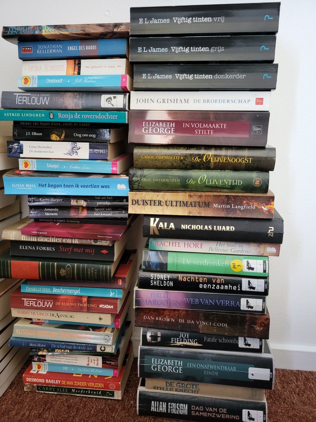 Diverse boekenpakket: spanning, crimi, romantiek (65 stuks), Boeken, Ophalen