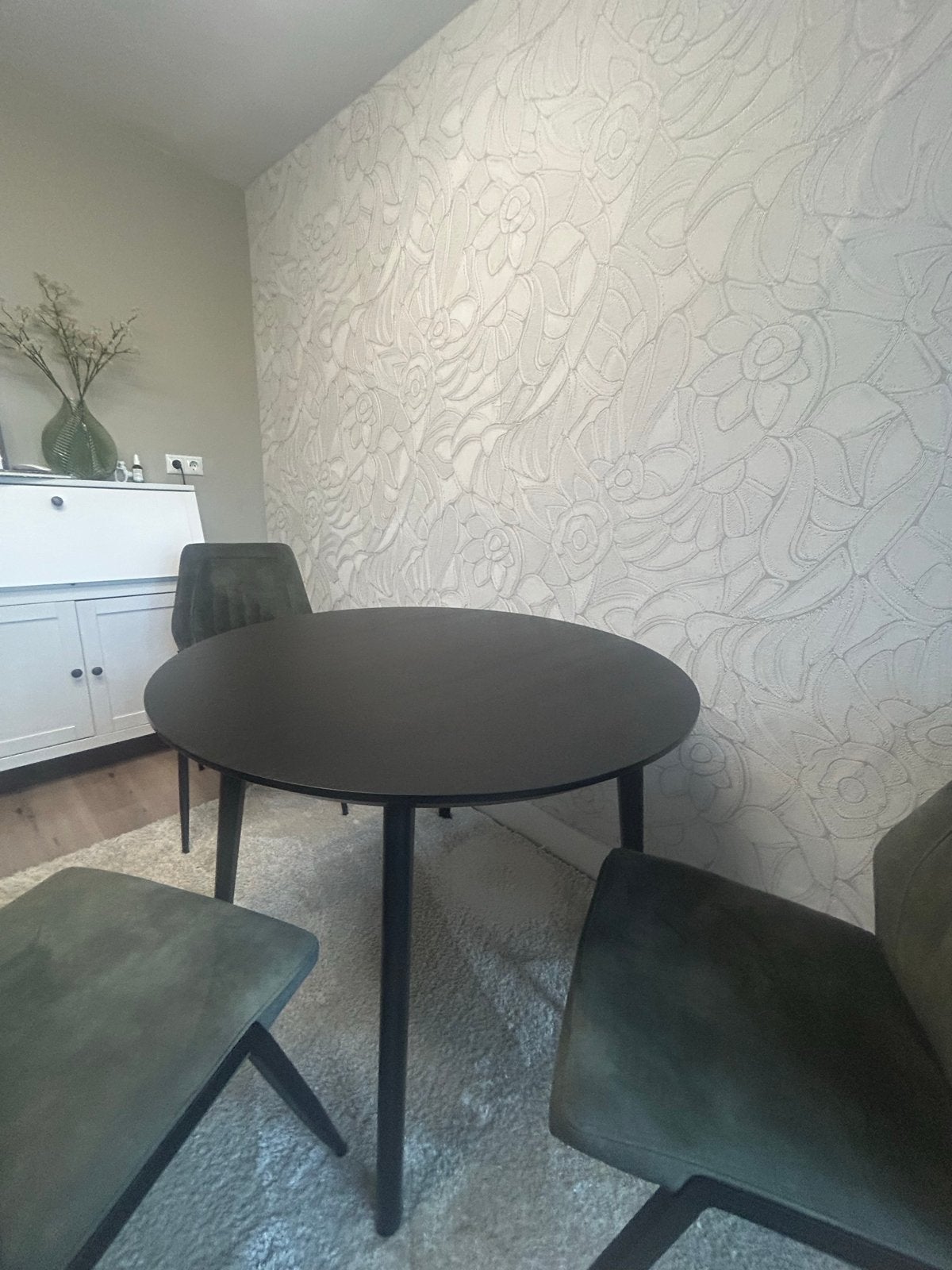 IKEA Lisabo tafel, 3 jaar oud, zo goed als nieuw, Huis en Inrichting, 100 tot 150 cm, Rond, 200 cm of meer, Ophalen of Verzenden