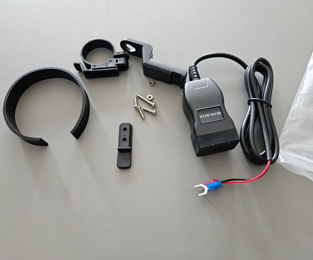 Motorfiets USB Oplader PD+QC3.0 60W Snel Lader met Voltmeter, Ophalen of Verzenden, Nieuw