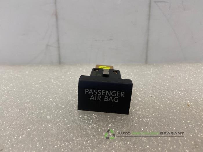 Airbag schakelaar van een Volkswagen Polo, Auto-onderdelen, Gebruikt, -, Volkswagen, -