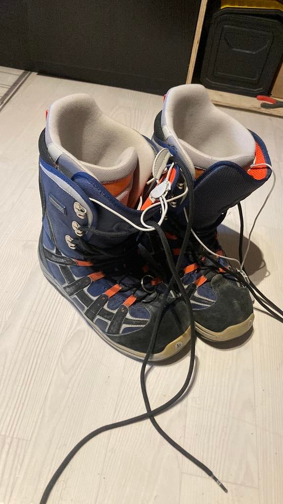 Mooie Snowboardschoenen burton 43,5 goede staat, Sport en Fitness, Snowboarden, Ophalen, Gebruikt