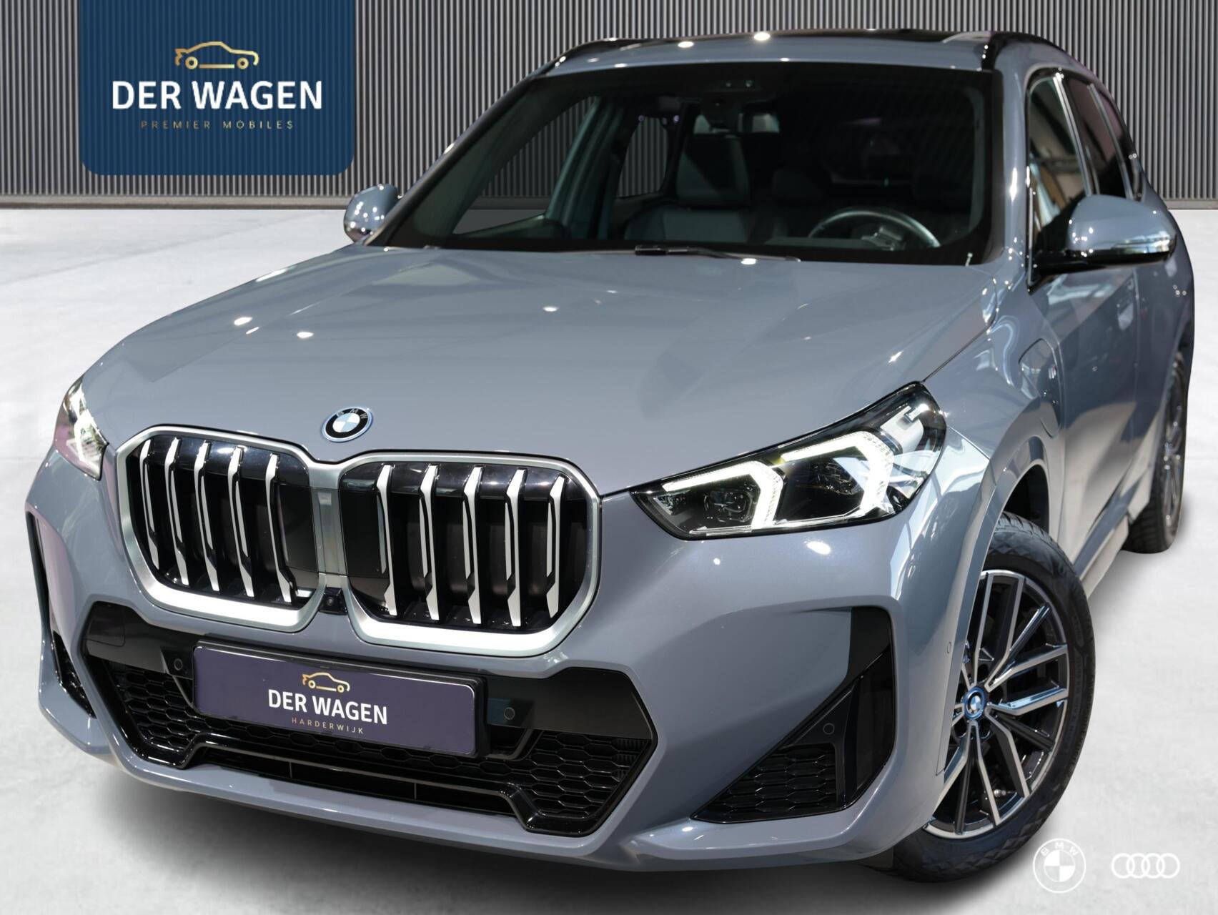 BMW X1 xDrive30e M SPORT / EL STOELEN & GEHEUGEN / SCHUIFDAK, 1800 kg, Met garantie (alle), Bedrijf, Hybride Elektrisch/Benzine