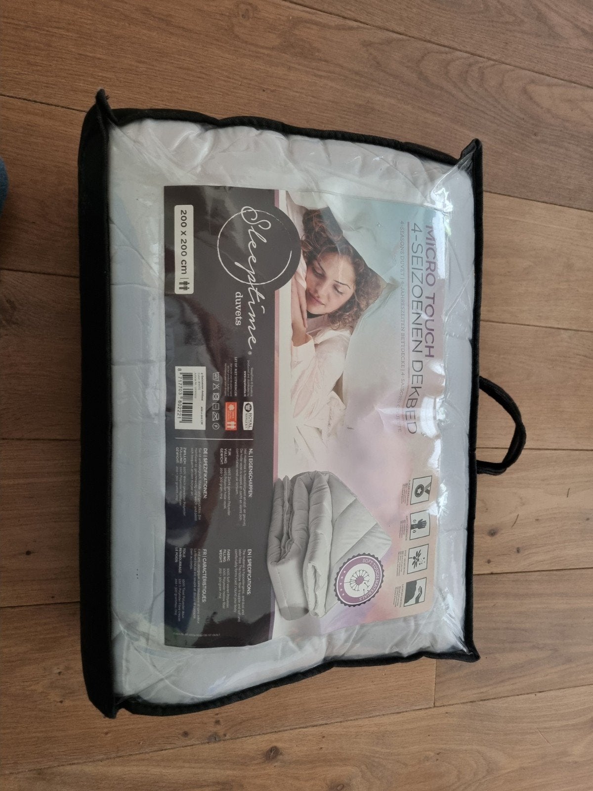 Micro Touch 4-seizoenen dekbed 200x200 cm - Nieuw, Ophalen of Verzenden, Nieuw, Wit, Deken of Dekbed