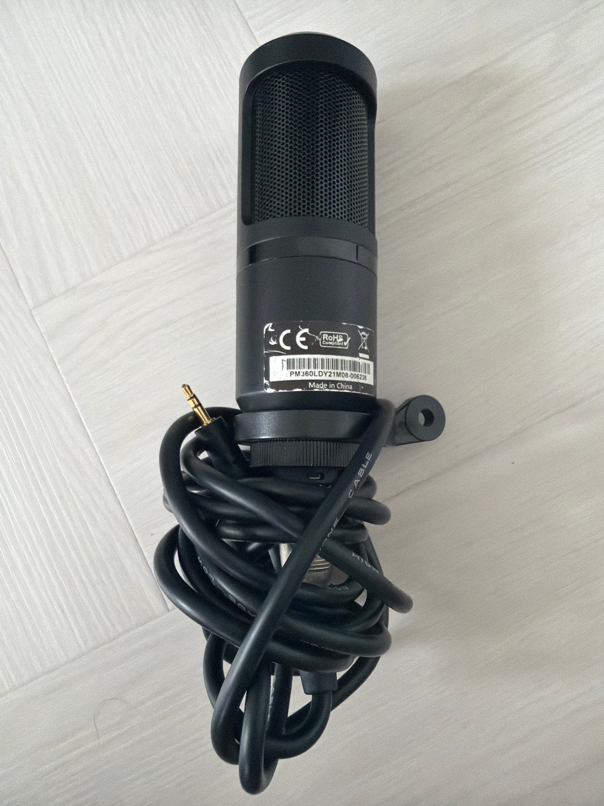 Condensatormicrofoon met kabel, Muziek en Instrumenten, Microfoons, Ophalen of Verzenden, Zo goed als nieuw, Studiomicrofoon
