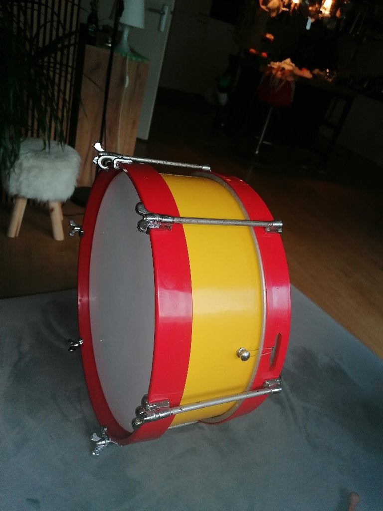 Trommel. Traditionele. Spanje., Ophalen, Gebruikt, Trommel