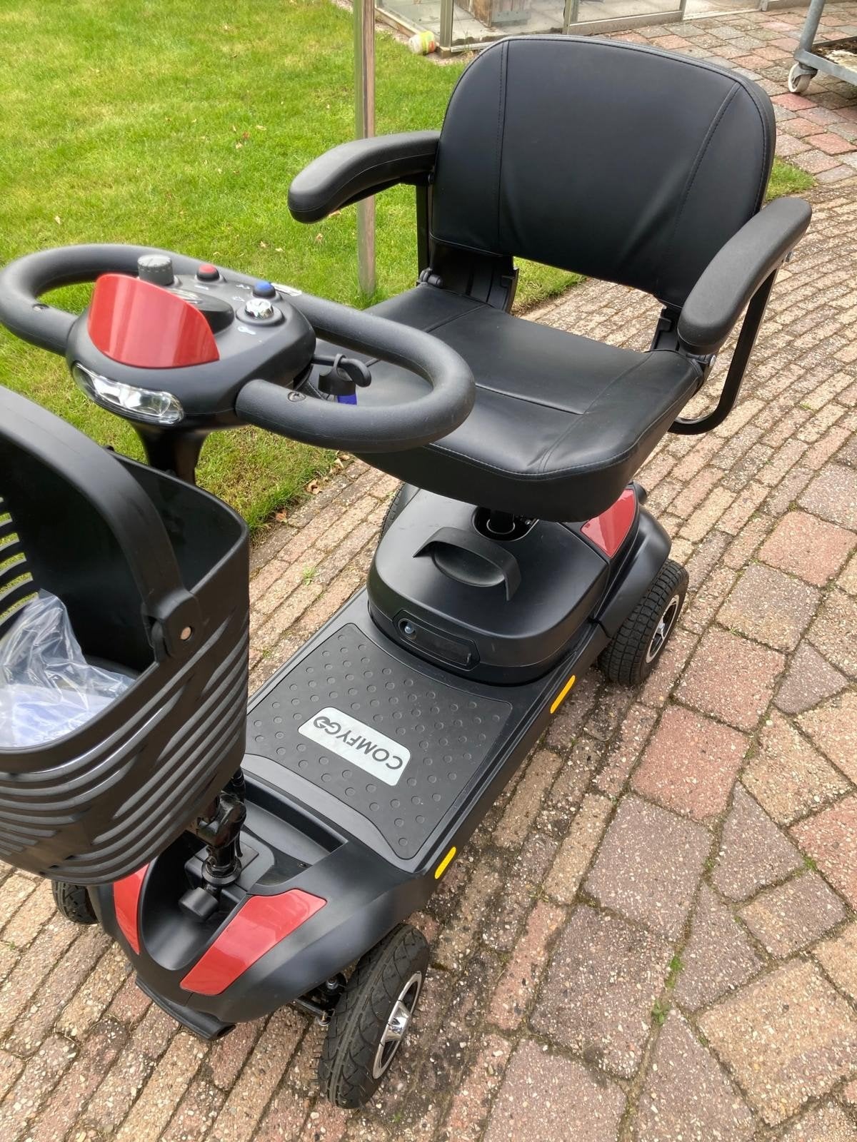 ZGAN Opvouwbare scootmobiel, 10 km/u of minder, Zo goed als nieuw, 15 km of minder, Ophalen