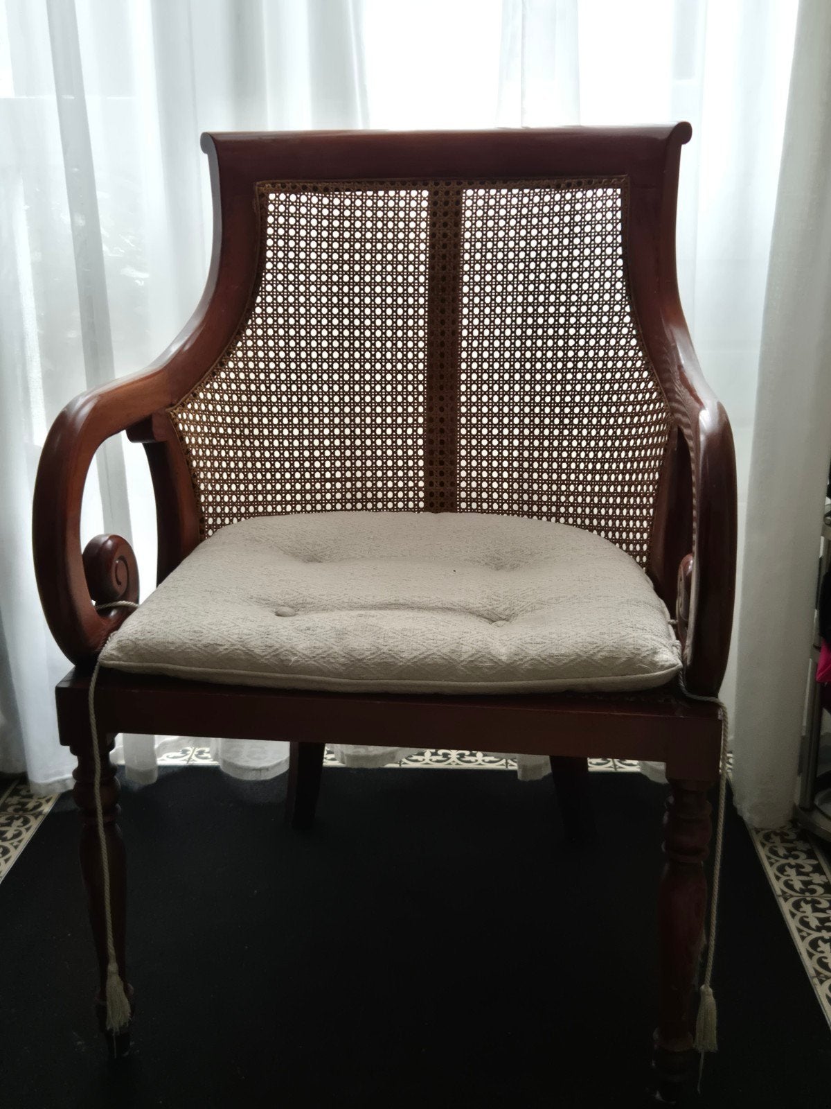 Antieke stoel met rotan zitting en rugleuning, Antiek en Kunst, Ophalen