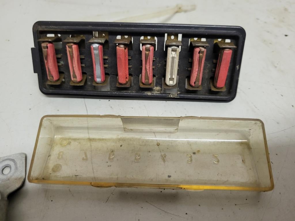 VW T2 spijlbus zekeringen unit, compleet, Auto-onderdelen, Ophalen of Verzenden