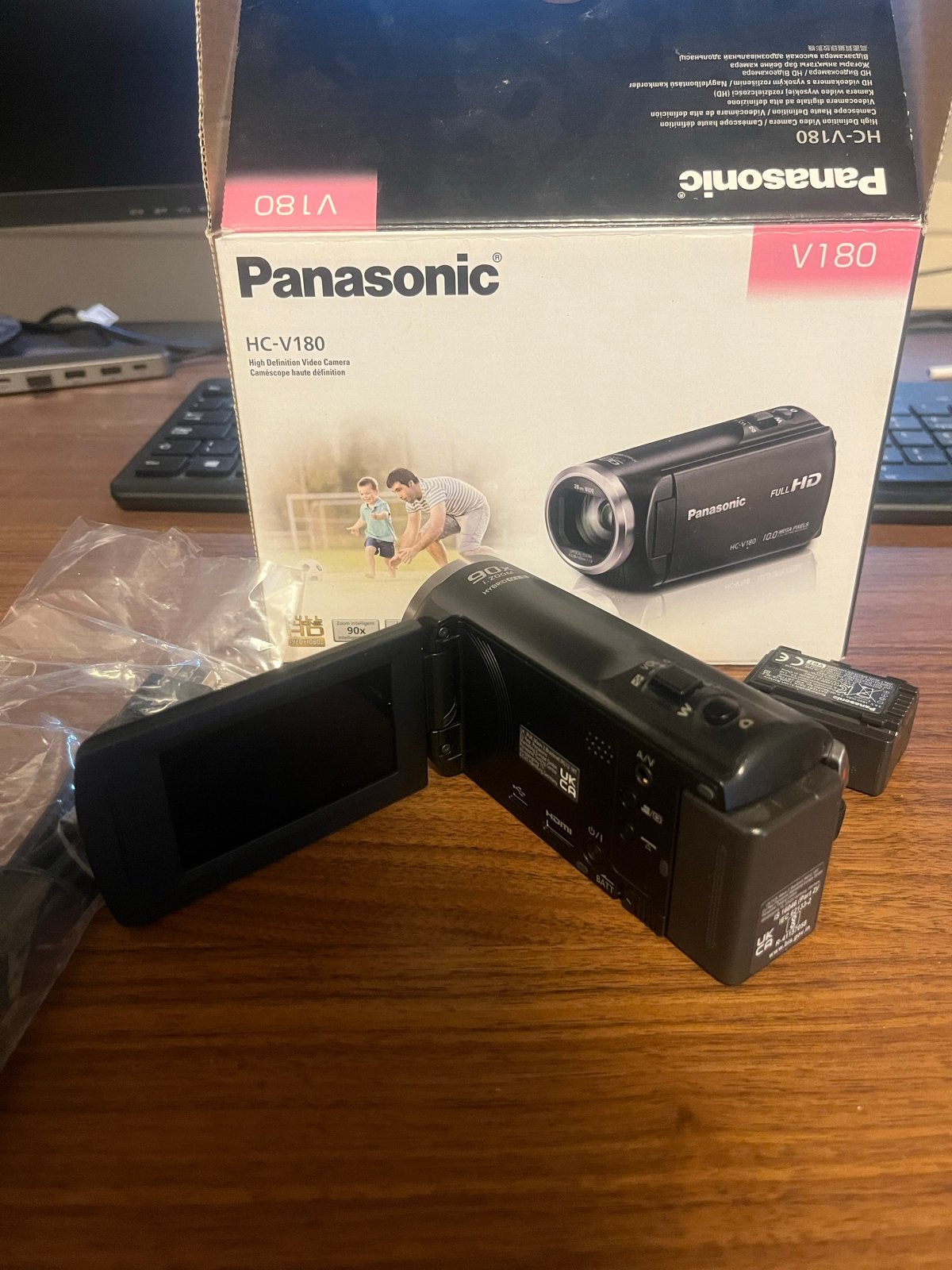 Panasonic HC-V180 Full HD Camcorder - Zo goed als nieuw, Ophalen, Full HD, Panasonic, 20x of meer