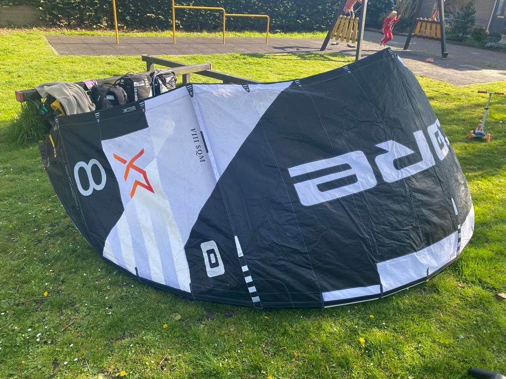 Core XR7 8m2 Kite Only - Goede staat, Watersport en Boten, Kitesurfen, Gebruikt, 9 m², Geen board, Ophalen of Verzenden
