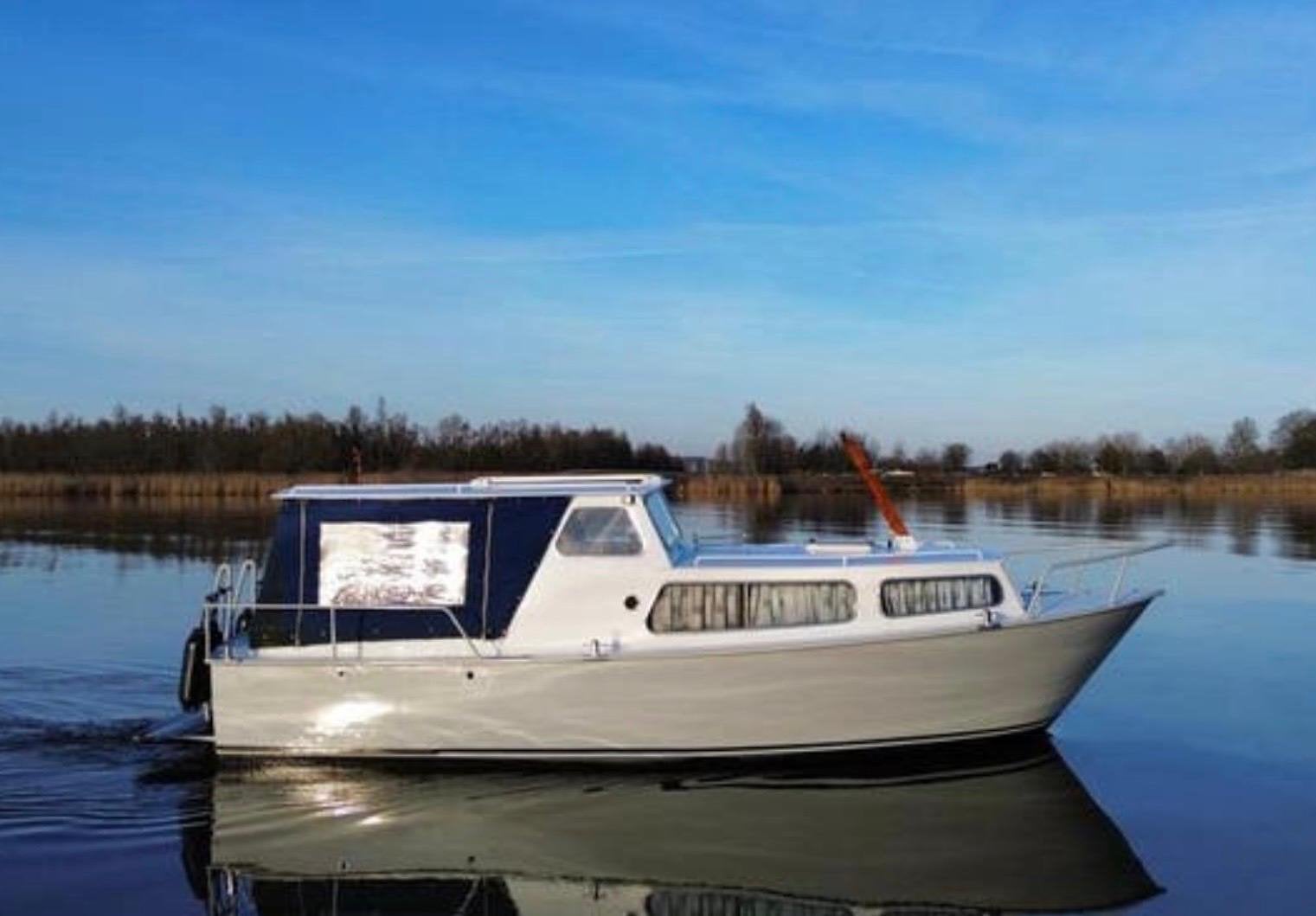 Te koop , mooie stalen kruiser, Watersport en Boten, Binnenboordmotor, Diesel, Kruiser, Zo goed als nieuw