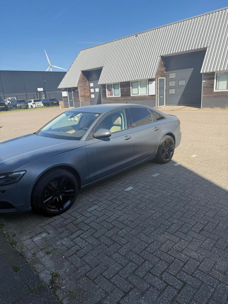 Audi A6 2.8 FSI 150KW Multitronic 2012 Grijs, Beige, 2773 cc, Zilver of Grijs, 6 cilinders