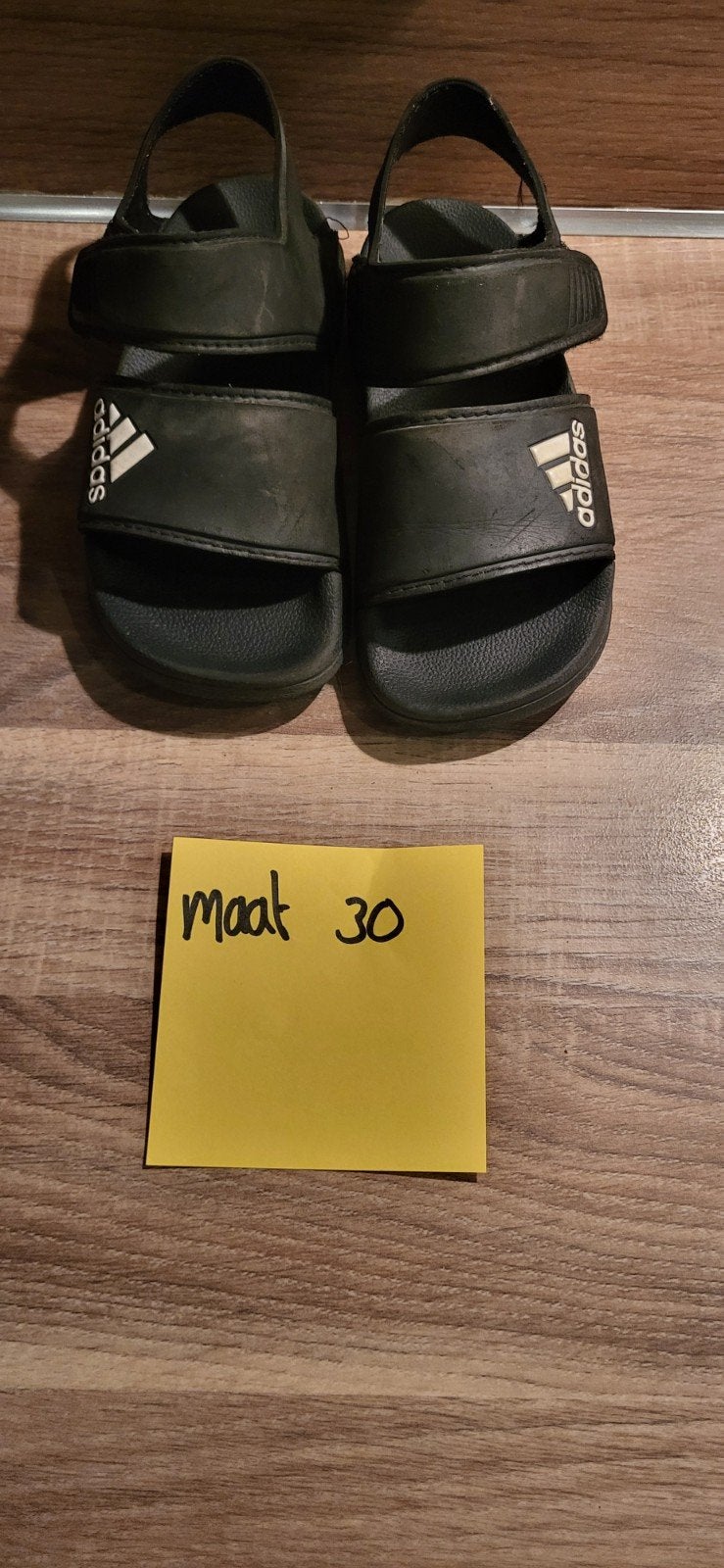 Adidas sandalen maat 30, Kinderen en Baby's, Babykleding | Schoentjes en Sokjes, Ophalen, Adidas, Gebruikt, Overige typen